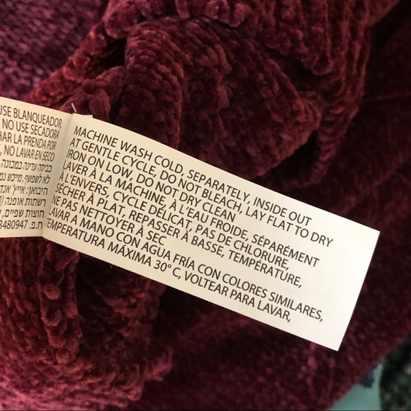 🎉HP🎉✨🌺Petite Sweater—Black Tape Brand - Picture 15 of 16